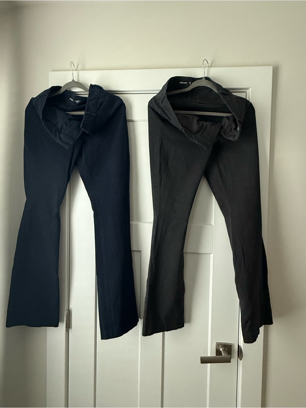 Women's Old Navy Pixie Flare Pants Gray & Navy